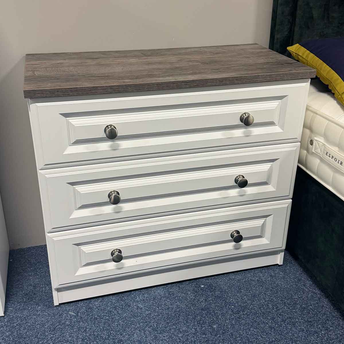 Manor Bedroom Faenza 3 Drawer Chest