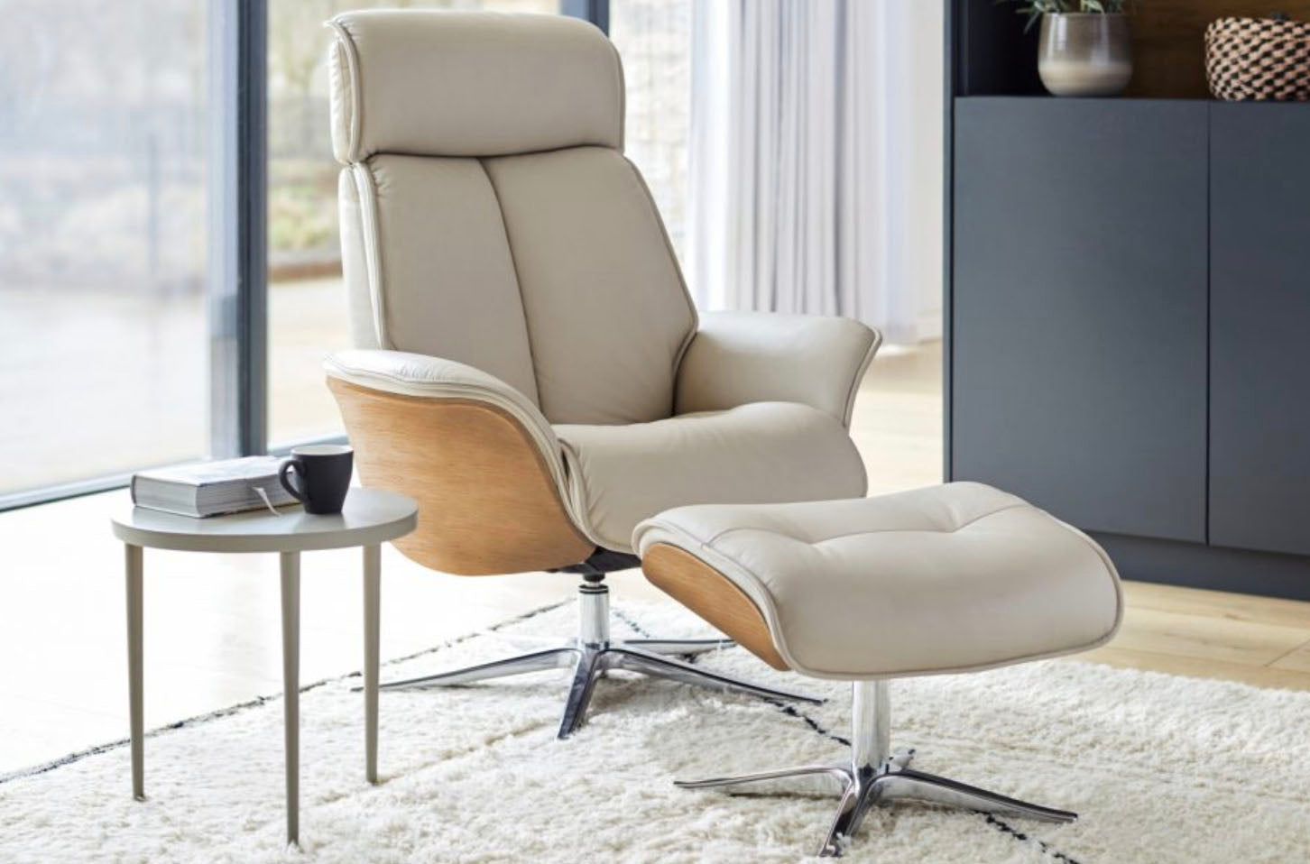 G Plan Ergo-Form Lund Manual Recliner Armchair With Full Wood Side