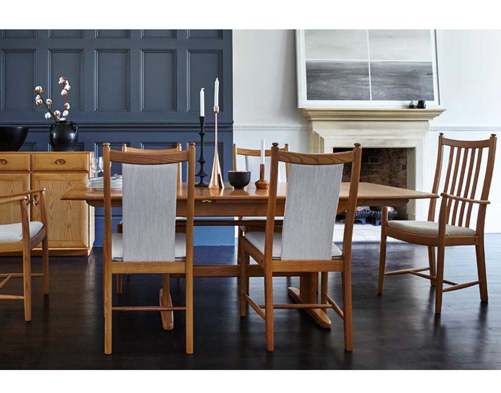 Ercol Windsor Lamp Table – Manor Furniture Centre